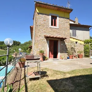 https://casa-pera.it-tuscanyhotel.com